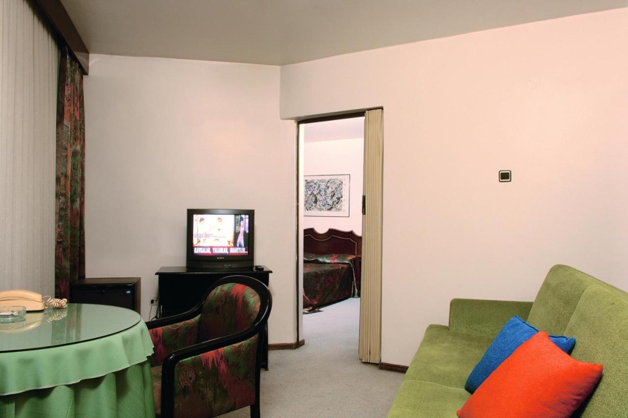 Yumukoglu Hotel Izmir Eksteriør billede